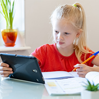 Utilizing Paraprofessionals to Support Virtual Learning